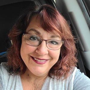 Meet your Posher, Gina